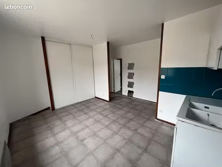 appartement t2 à la monta