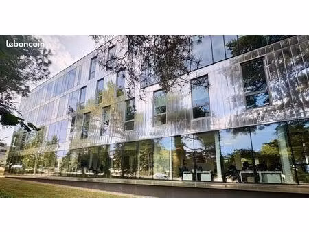 bureaux 320 m²
