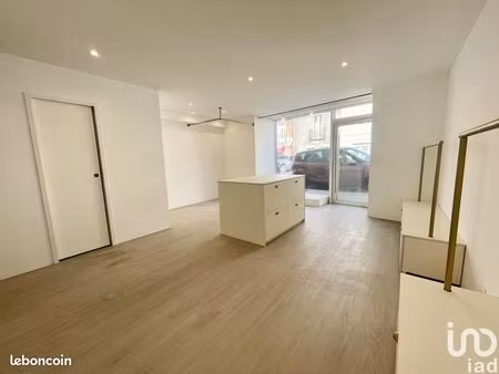 local 46 m² le temple-de-bretagne