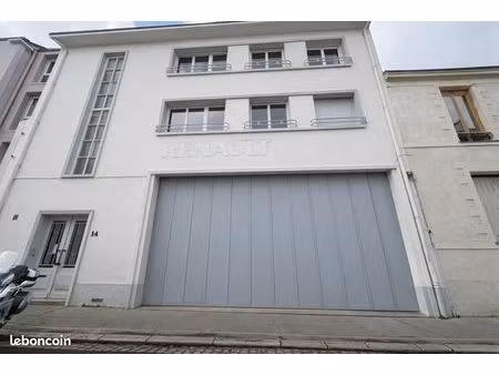 local commercial 600 m²