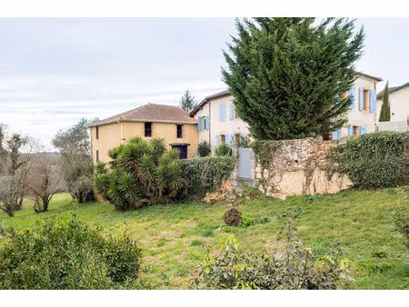 maison de caractère au charme authentique - une opportunité rare