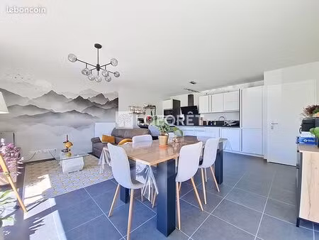 appartement 4 pièces 80 m²