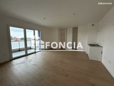 appartement 3 pièces 64 m²