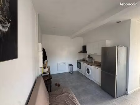 appartement t2  résidence avec place de parking