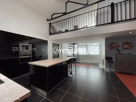 bureaux 220 m² lens