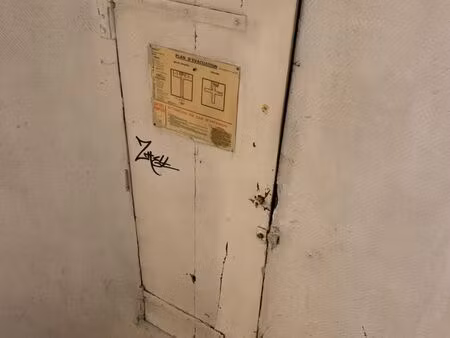 cave debarras