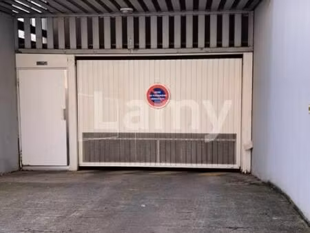 garage/box 10 m² lyon 06