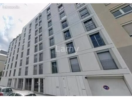 parking 10 m² villeurbanne