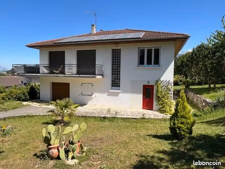 maison familiale de 200 m² avec vue panoramique–bresson