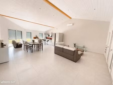 maison 2016 - 3 chambres - grande pièce de vie 73m2 - vallans