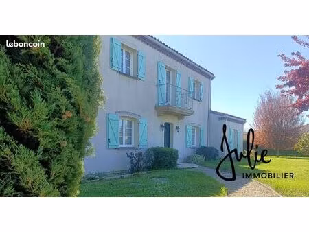 villa 6 pièces 195 m²