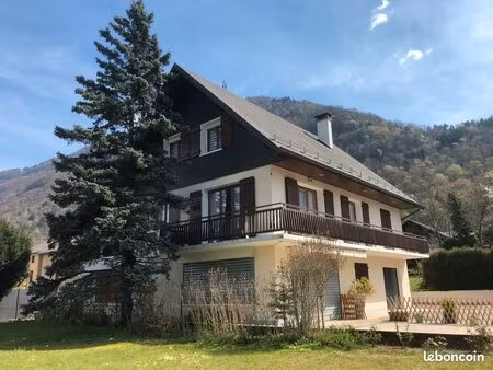 villa à vendre à chamoux sur gelon (savoie) 250 m² habitable / 1850 m² terrain