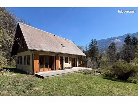 maison 4 pièces 136 m²