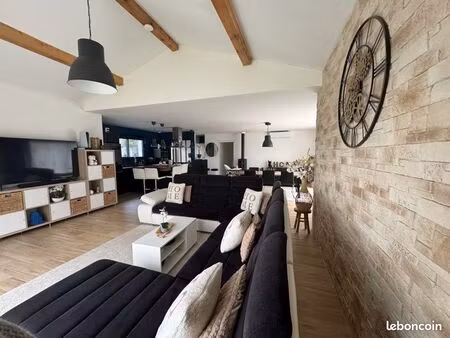 maison de plain pied avec jardin