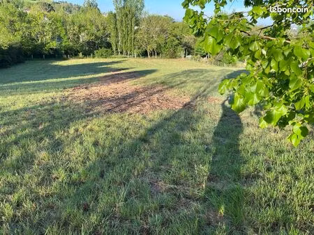 terrain constructible de 6418 m² exposé plein sud – castres