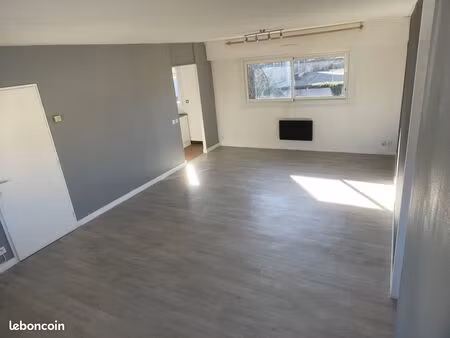 loue appartement de 70 m² sans mitoyenneté sur loos