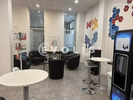 bureaux  éducation 546 m²