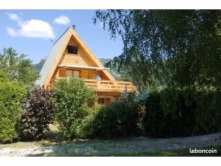 location chalet calme et ensoleillé 4 chambres