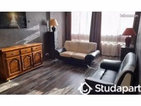 chambre 1 pièce 9 m²