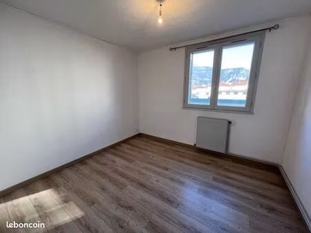 appartement 3 pièces 52 m²