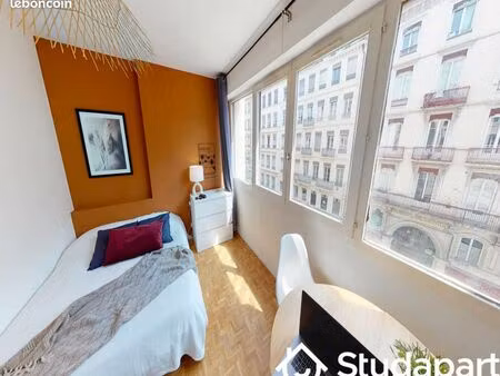 chambre 1 pièce 11 m²