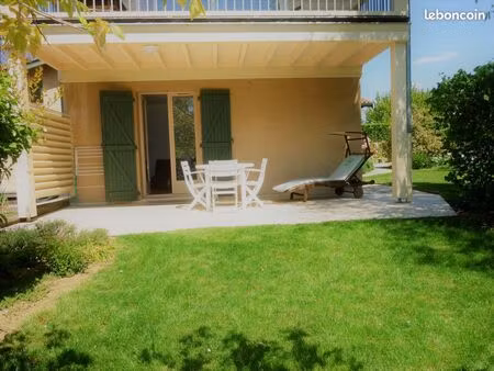 meublé 2p 50 m2 en rez de jardin terrasse couverte 20 m2 au calme