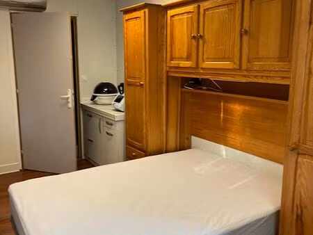 a louer studio meublé 20m2