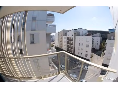 appartement récent 3 pièces 62m² + garage - la soie