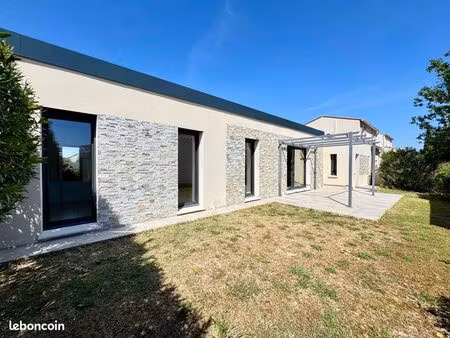 maison contemporaine 3 chambres - morieres les avignon - golf