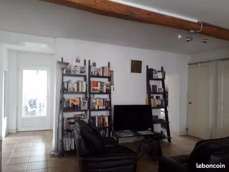 location maison de village t3 coeur rabastens