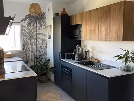 superbe t2 meublé  confort moderne et ambiance chaleureuse