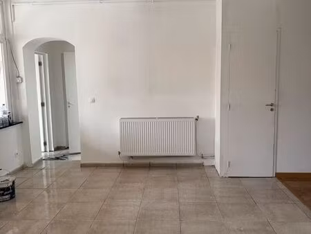 charmant appartement de plain-pied avec terrasse et petit jardin  idéal pour profiter d’un