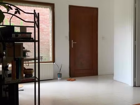 appartement meuble f1 marcq en baroeul rouges barres