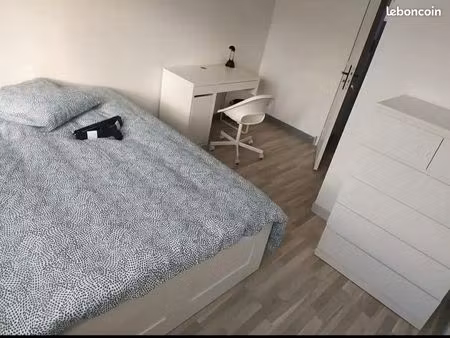 appartement t4 à louer pierre bénite centre   meublé et équipé 3 chambres f4