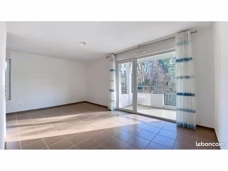 appartement t3 64 m2