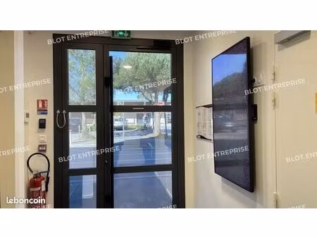 bureaux 480 m²