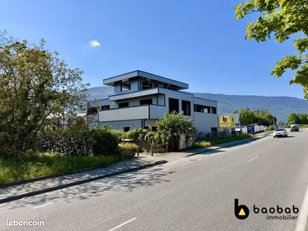 local 106 m² la motte-servolex