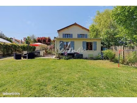 maison 5 pièces 103 m²