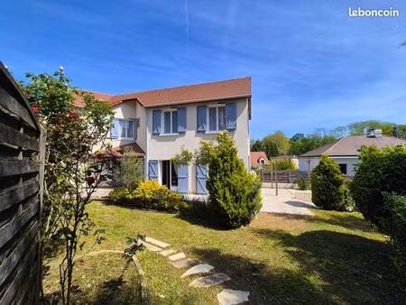 maison 4 pièces 110 m²