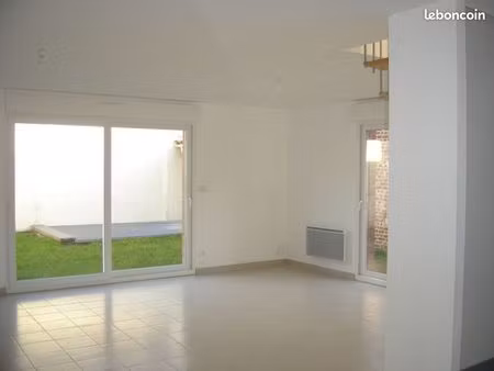 maison avec garage  jardin  proche gare don-sainghin