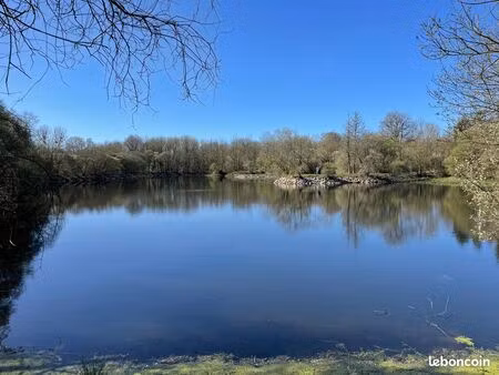 domaine d’exception 7 6 ha : 2 étangs avec pêcheries  bois de chênes et équipements