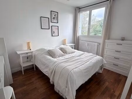 appartement 3 pièces  56m2  quartier église (lessivas)