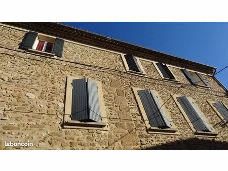 immeuble de 8 appartements