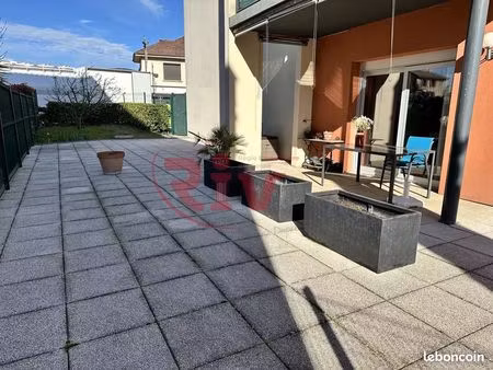 appartement 3 pièces 65 m²