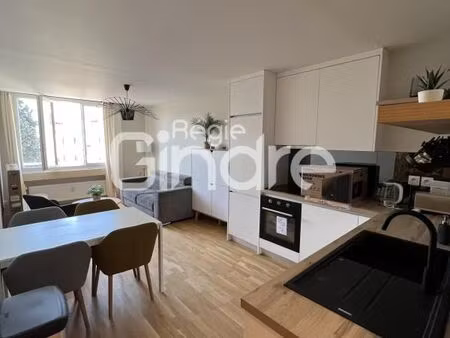 appartement 3 pièces 54 m²