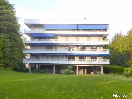 studio 1 pièce 22 m²