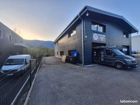 local professionel bureau et stockage