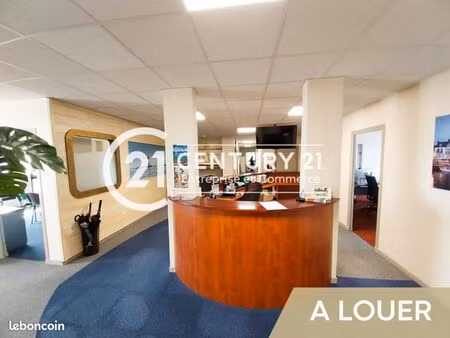 bureau 412 m²
