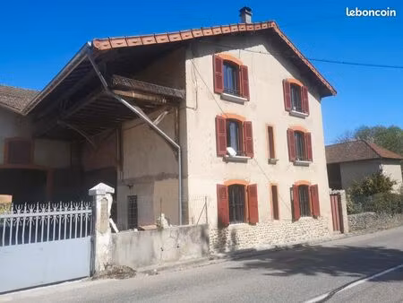 loué maison 4p 90 m2 villages du lac de paladru 890
