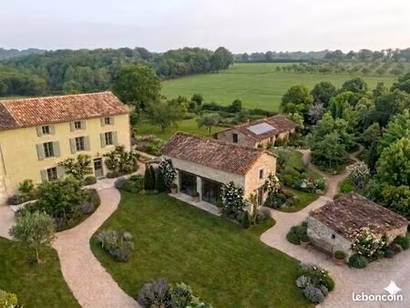 longère 5 pièces 266 m²